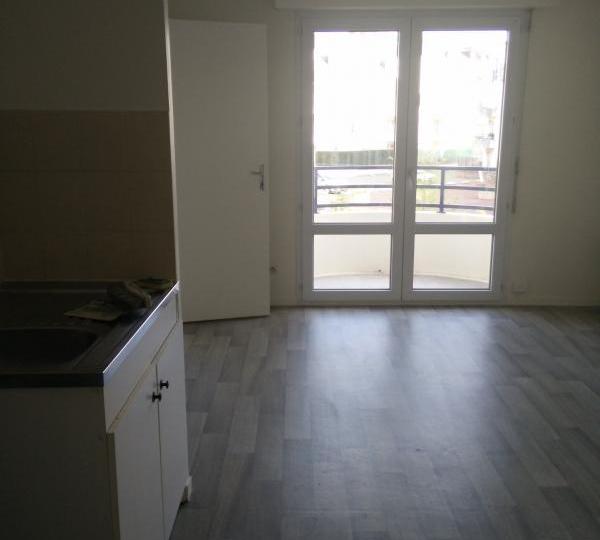 Appartement_T1B_Nantes_Centre_ville_01562-0405-25491.jpg